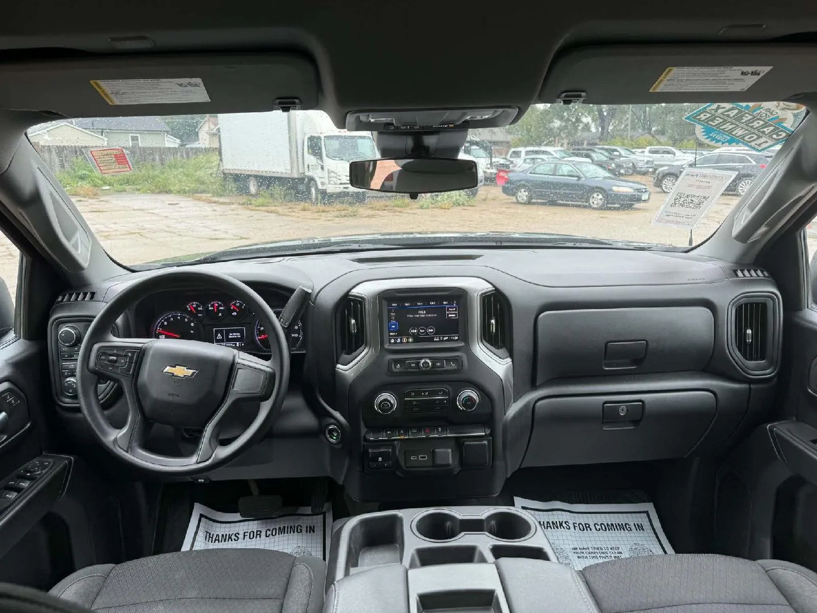 Chevrolet Silverado photo 15