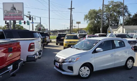 Silver 2024 Mitsubishi Mirage ES for sale in Des Moines, IA