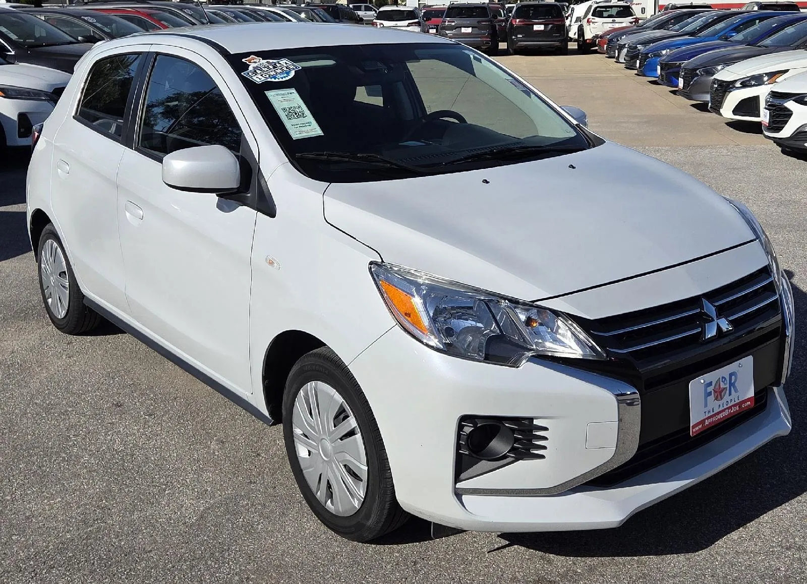 2024 Mitsubishi Mirage ES photo 2