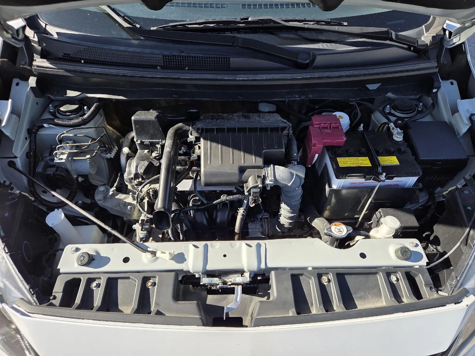 2024 Mitsubishi Mirage ES photo 4