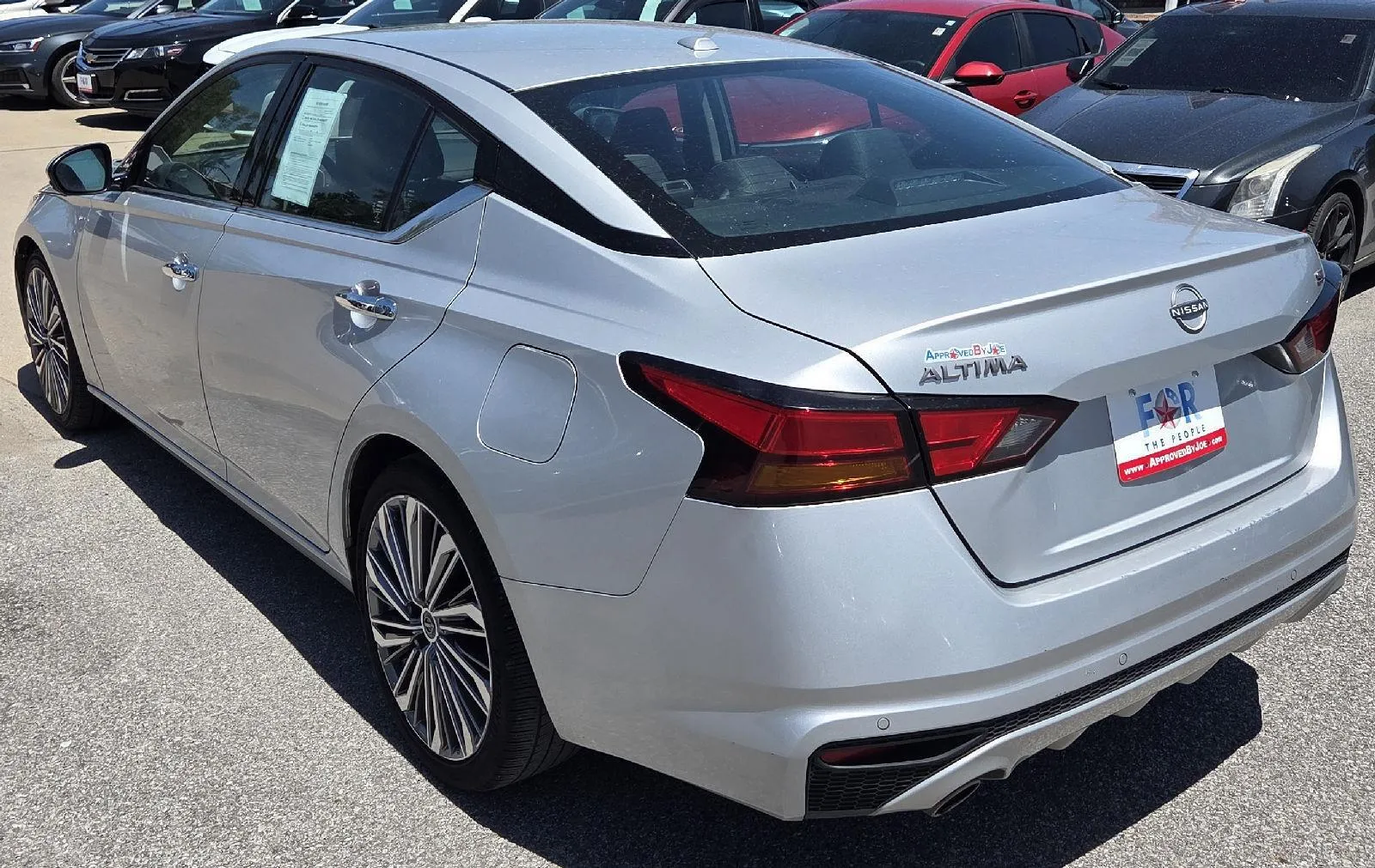 Nissan Altima photo 10