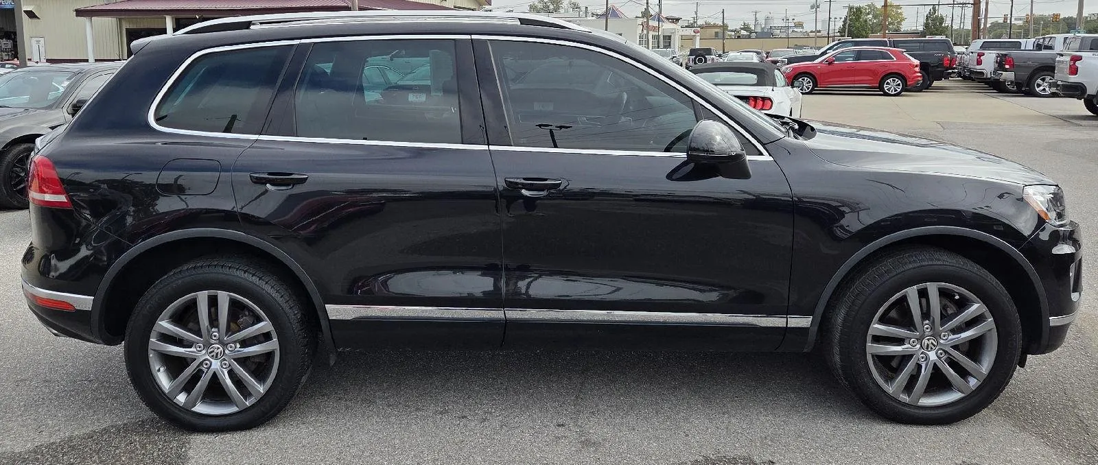 2016 Volkswagen Touareg Lux photo 6