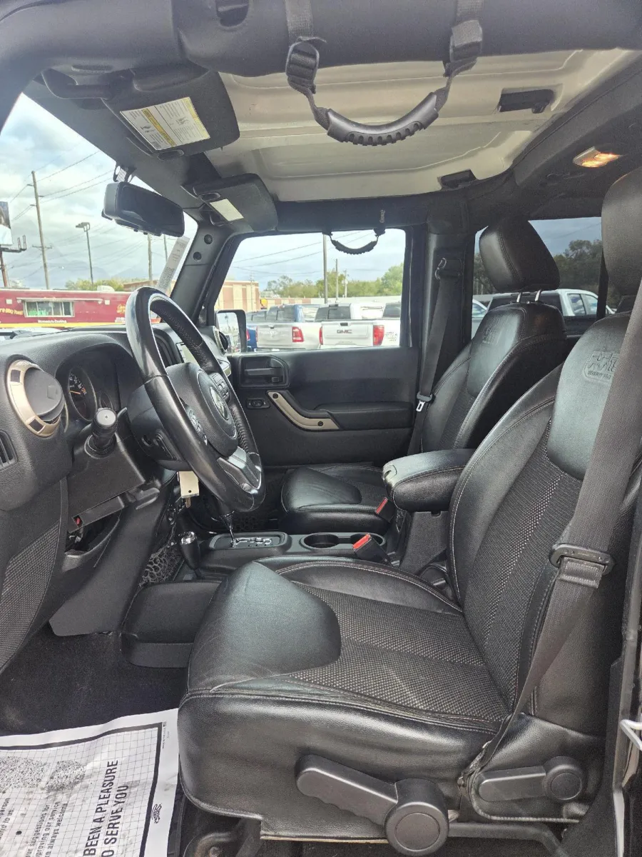 2016 Jeep Wrangler Unlimited 75th Anniversary photo 14