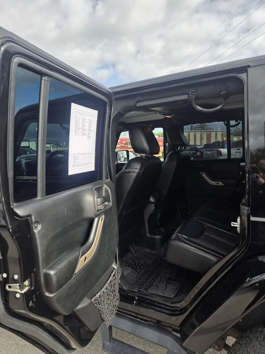 2016 Jeep Wrangler Unlimited 75th Anniversary photo 15