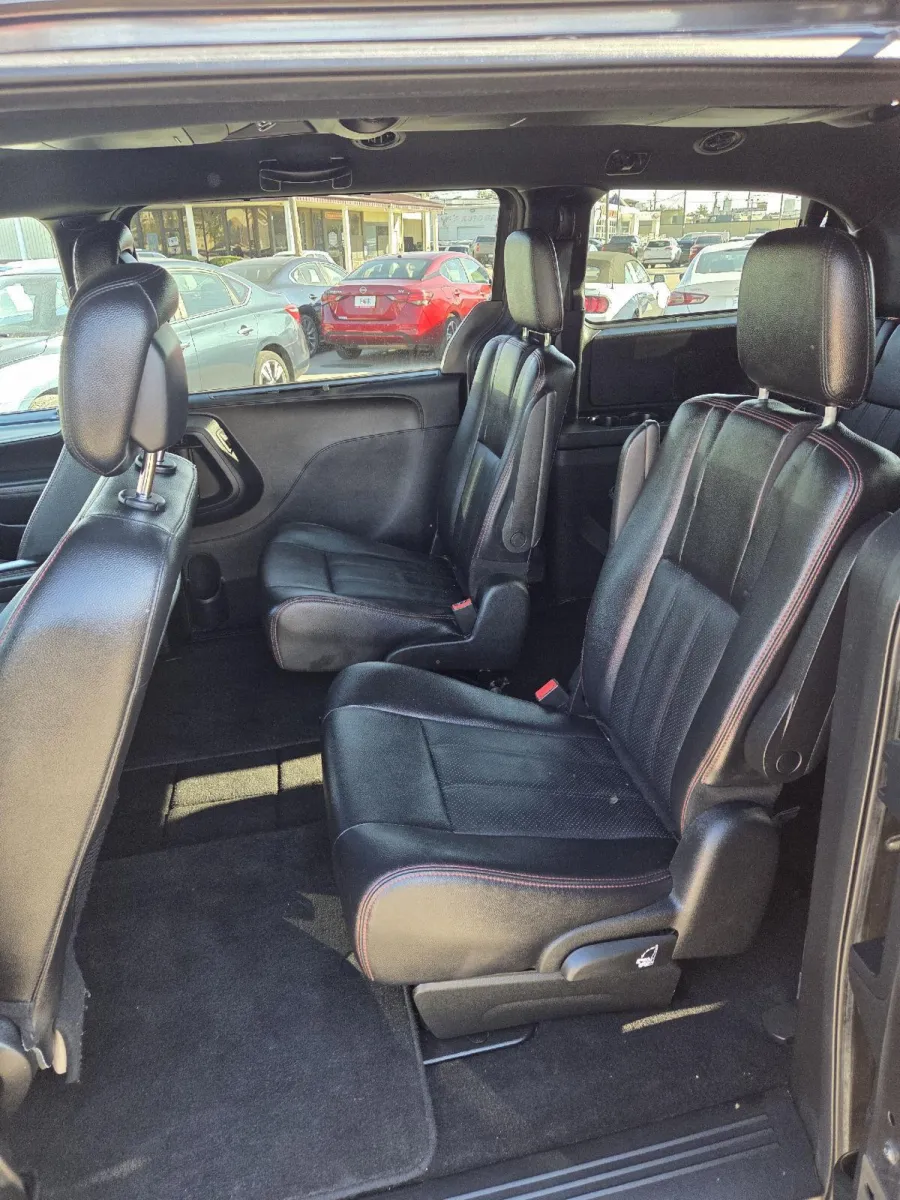 2019 Dodge Grand Caravan GT photo 15