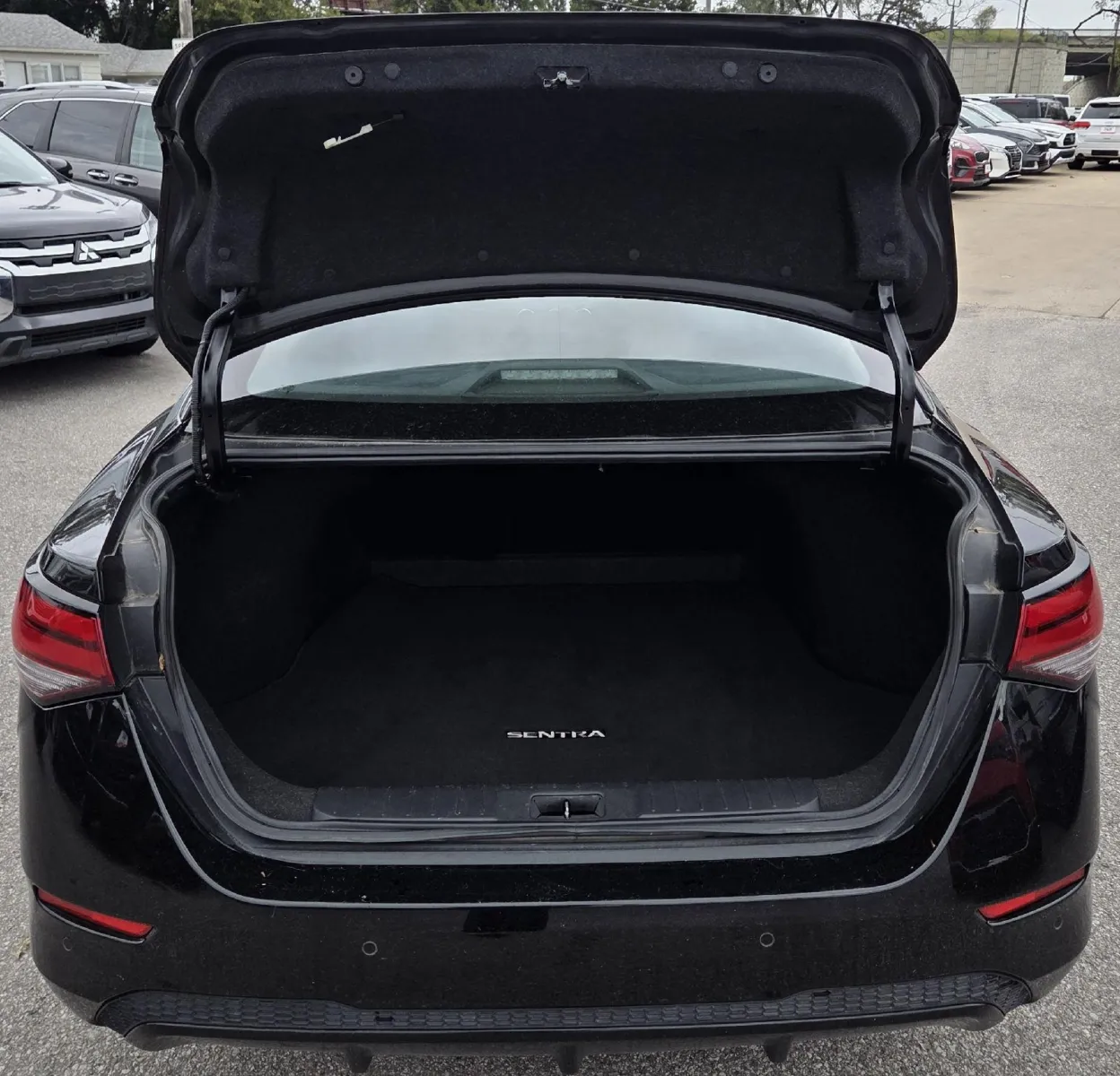 2024 Nissan Sentra SV photo 10