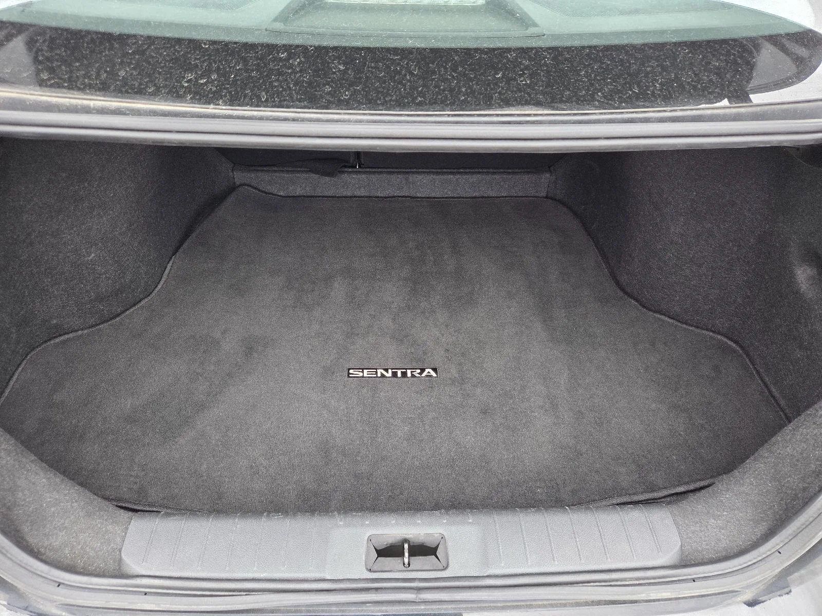 2024 Nissan Sentra SV photo 11