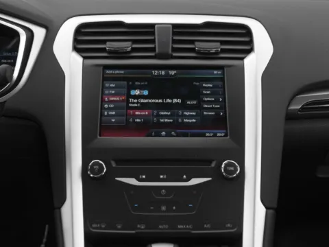 More photos of 2016 Ford Fusion SE at Capital City Motor Company, IA
