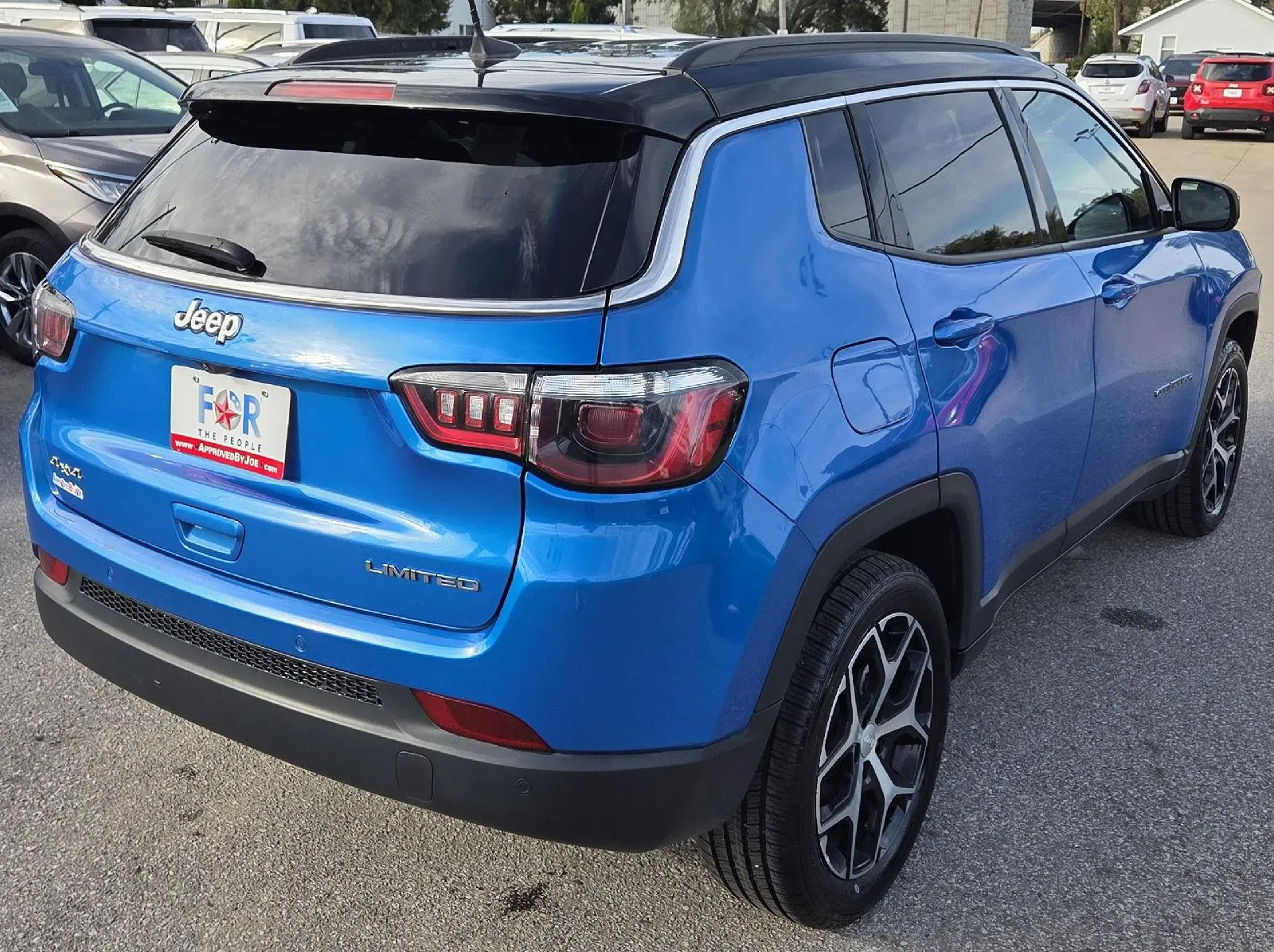 2024 Jeep Compass Limited photo 8