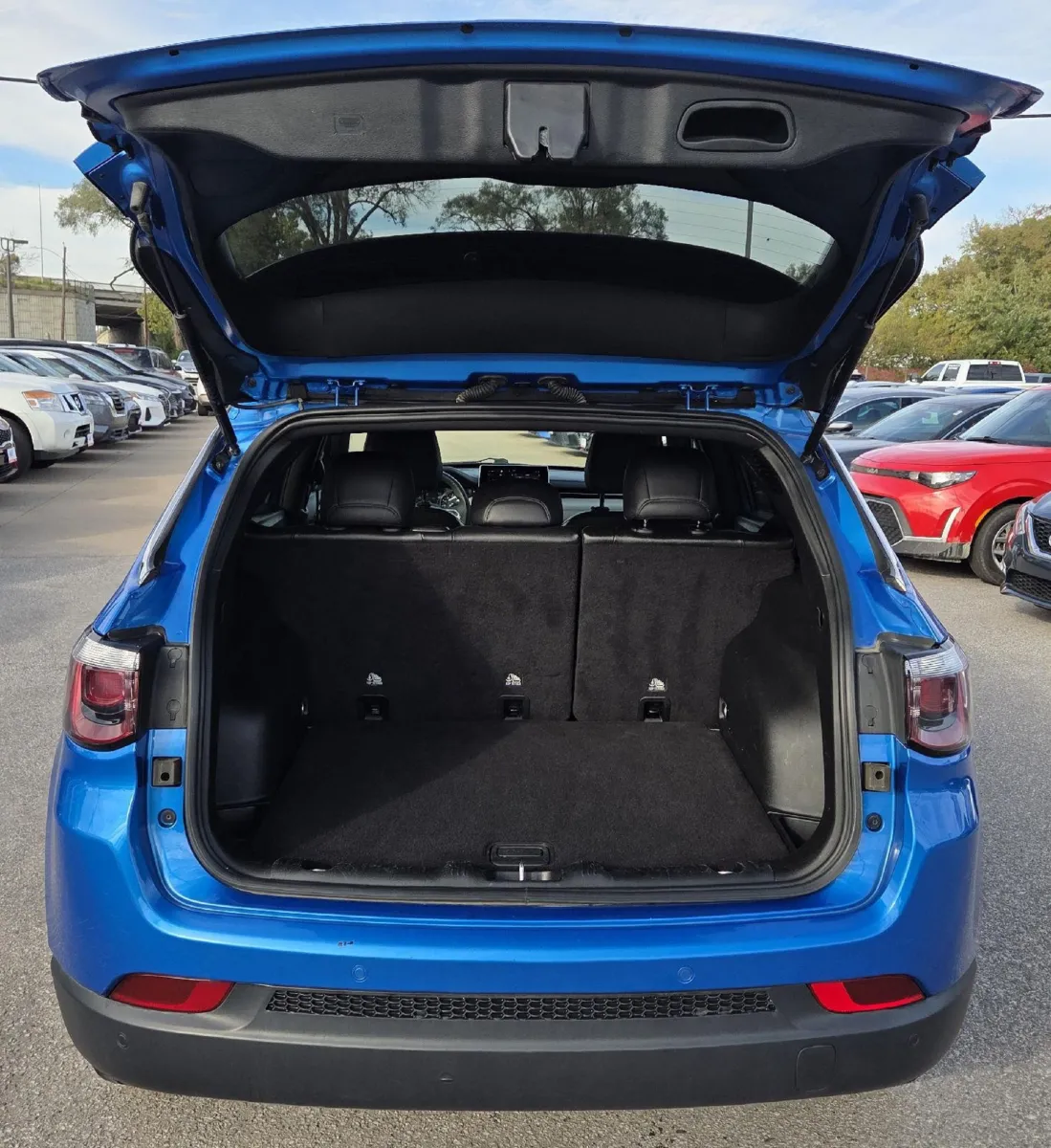 2024 Jeep Compass Limited photo 10