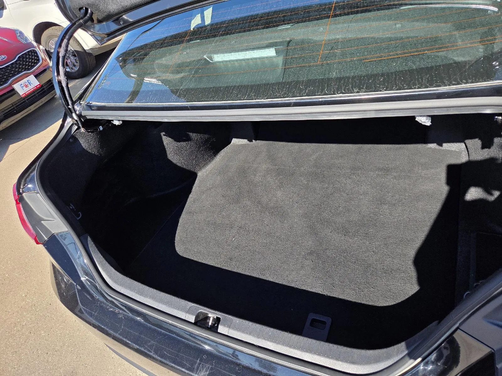 2025 Toyota Camry SE photo 11