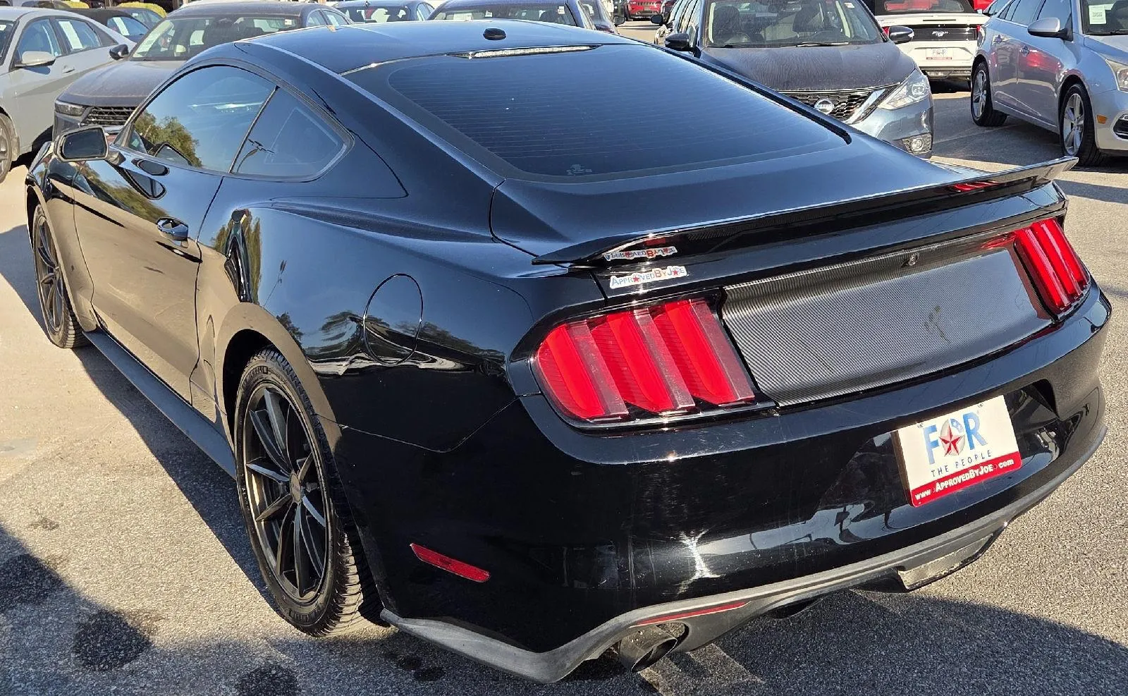 2015 Ford Mustang EcoBoost Premium photo 8