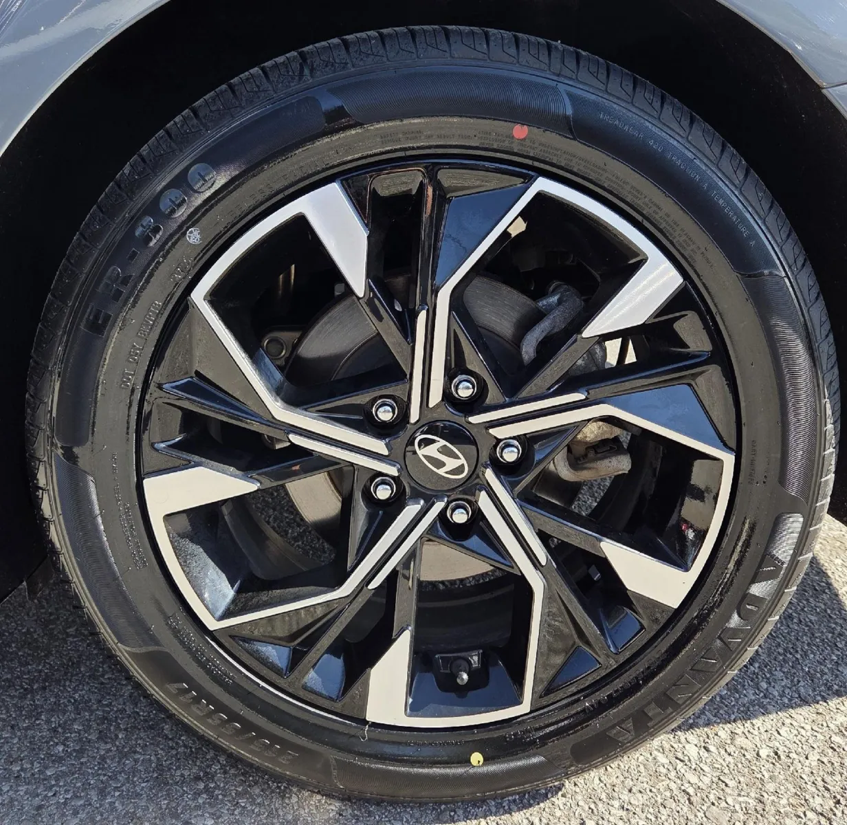 2025 Hyundai Sonata SEL photo 12