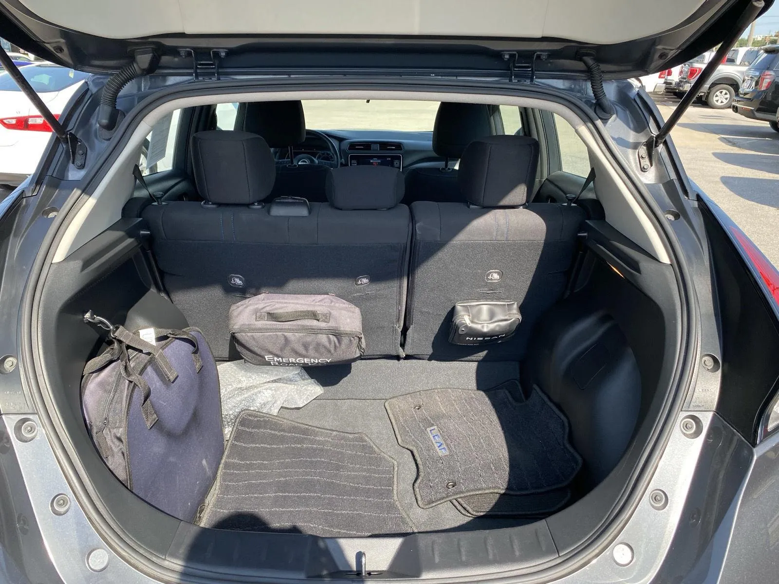 Nissan Leaf photo 11