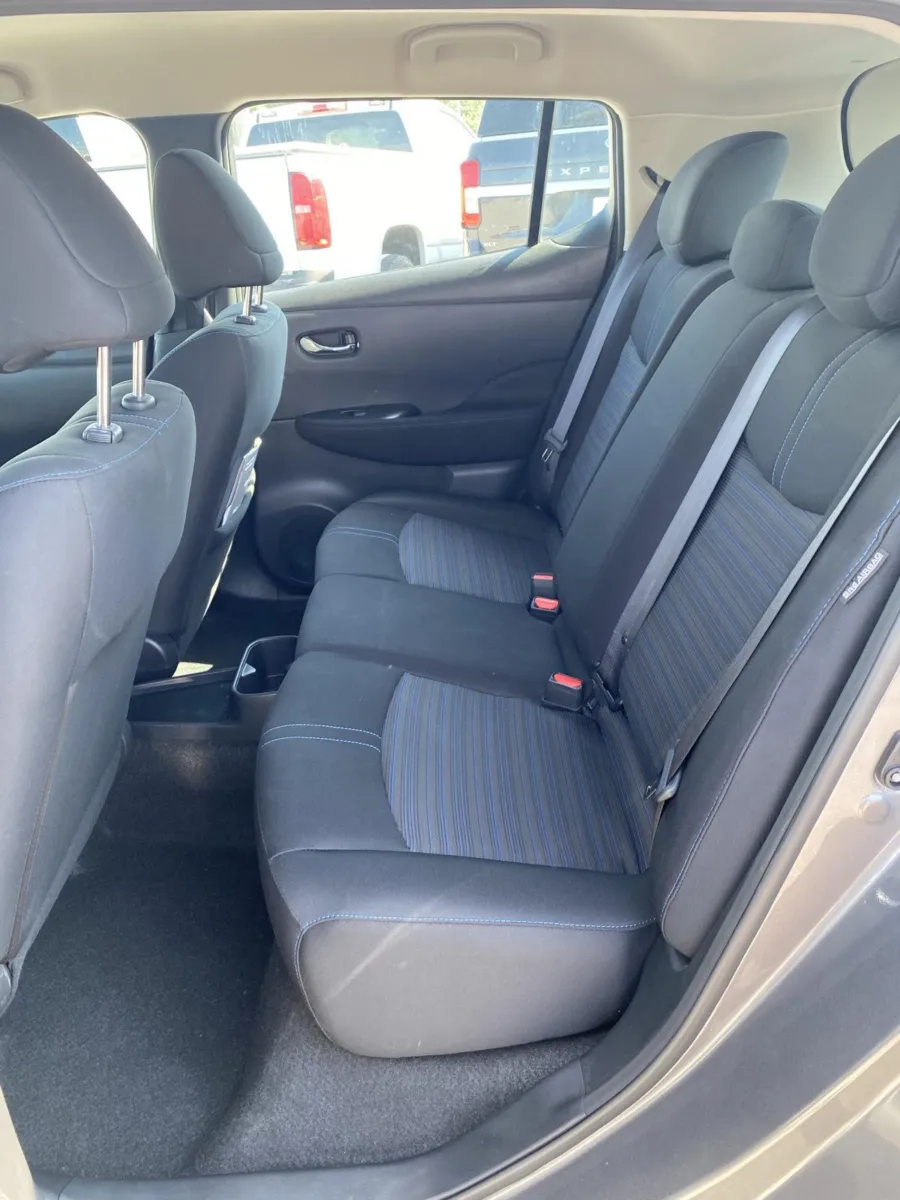 Nissan Leaf photo 16