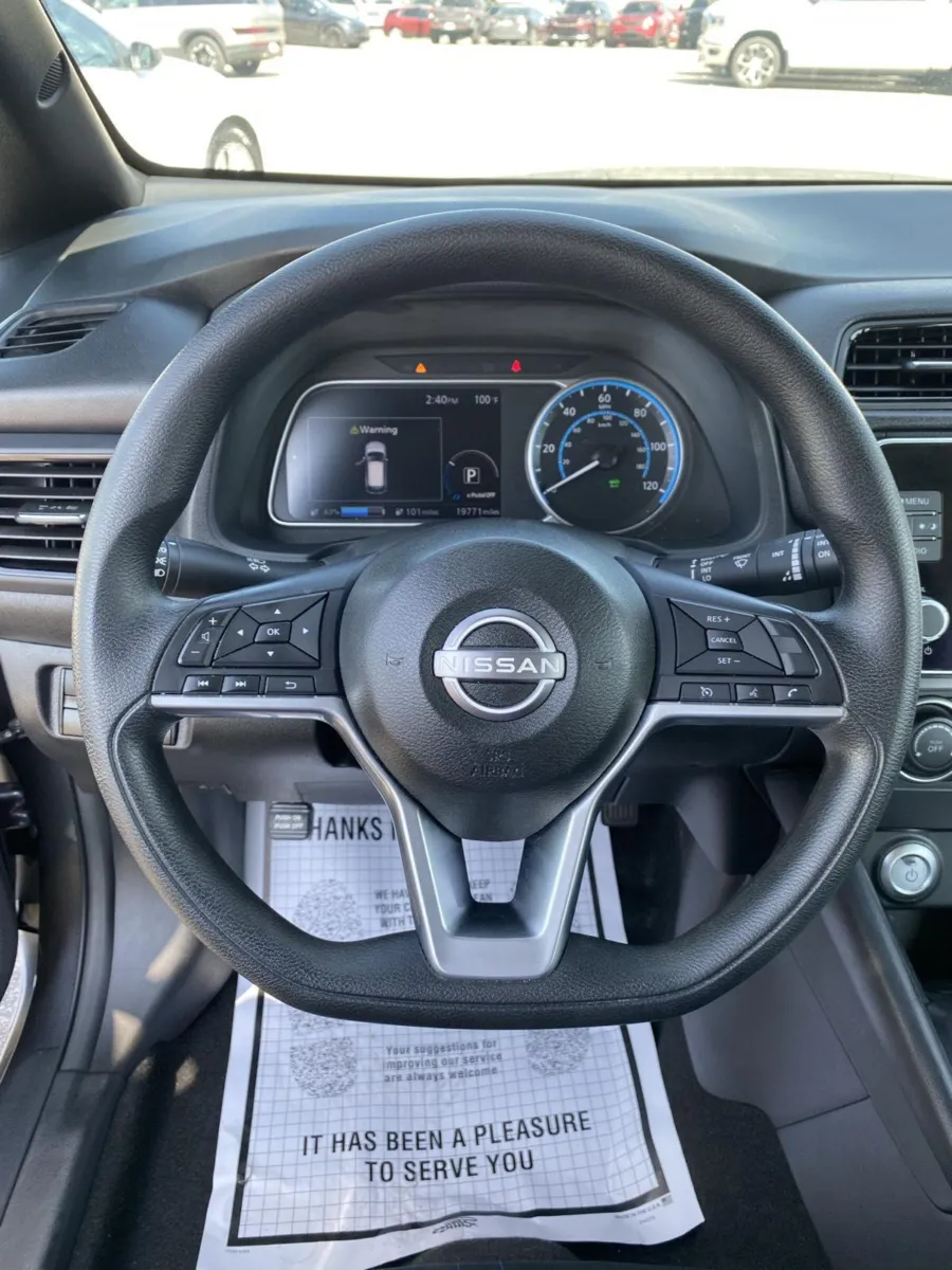 Nissan Leaf photo 19