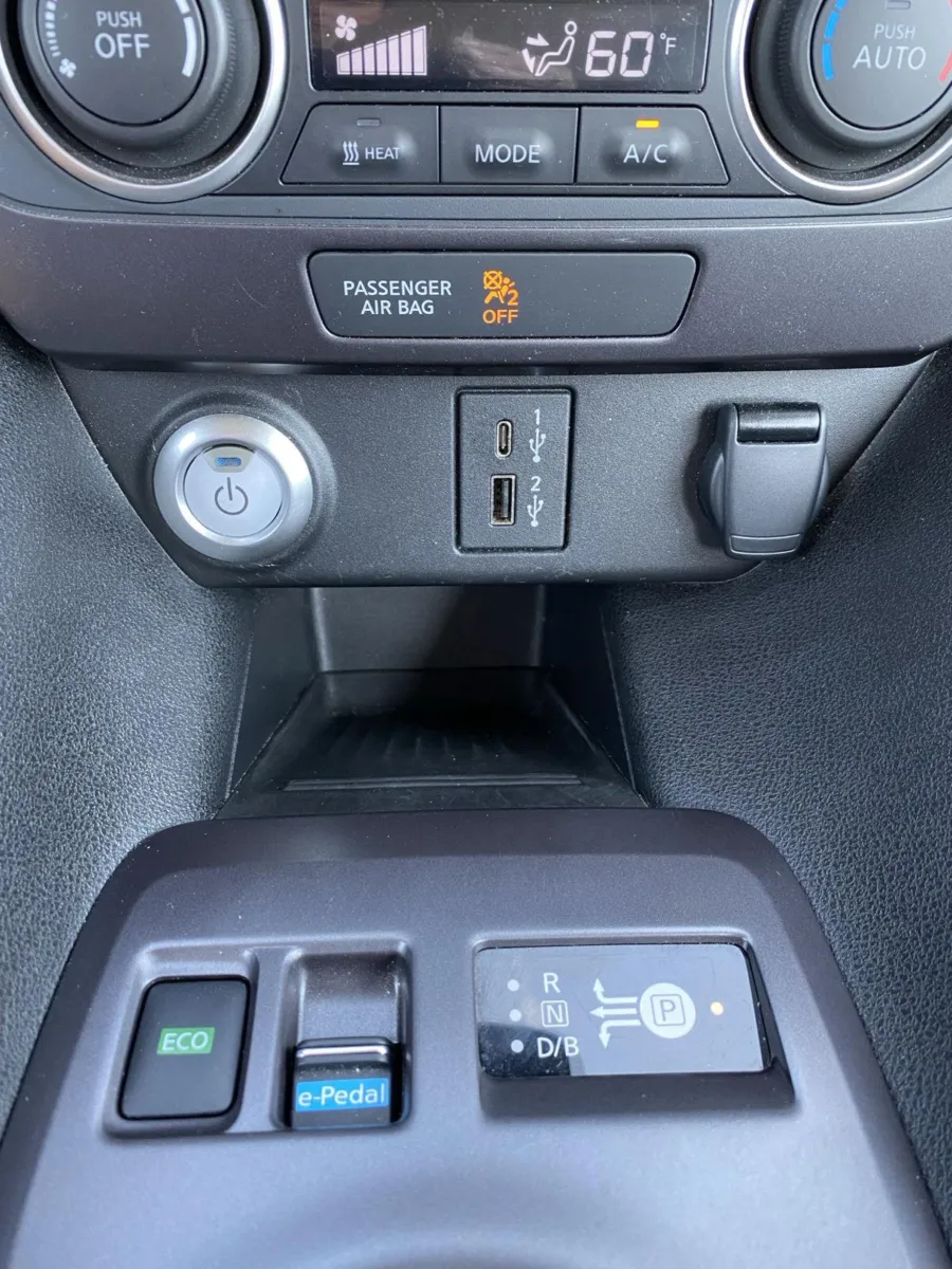 Nissan Leaf photo 24