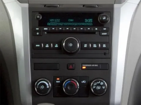 More photos of 2010 Chevrolet Traverse LTZ at Capital City Motor Company, IA