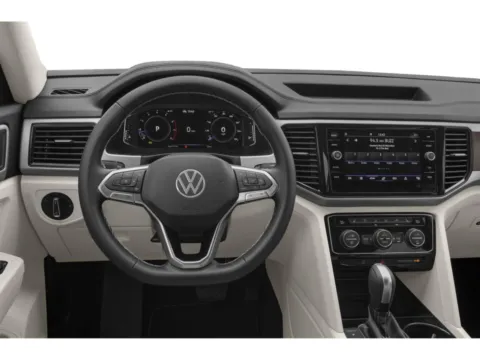 Photos of 2023 Volkswagen Atlas 3.6L V6 SE w/Technology for sale in Des Moines, IA at Capital City Motor Company