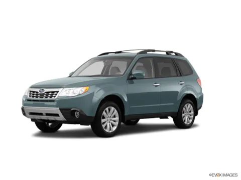 Green 2012 Subaru Forester 2.5X Premium for sale in Des Moines, IA