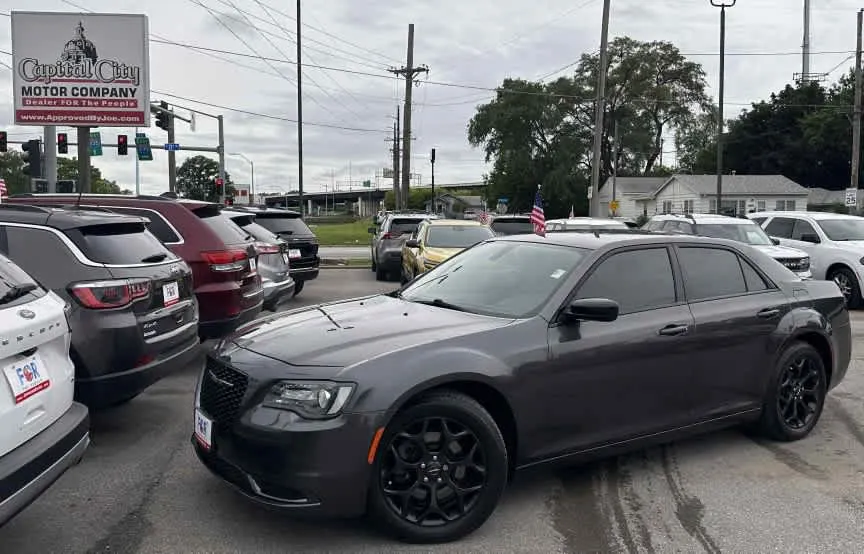 2019 Chrysler 300 Touring for sale in Des Moines, IA