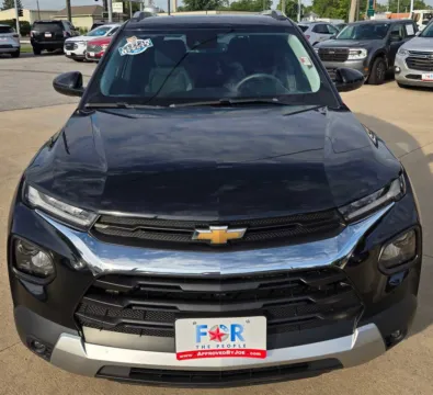 Photos of 2021 Chevrolet Trailblazer LT for sale in Des Moines, IA at Capital City Motor Company