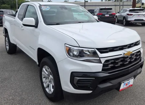 Photos of 2021 Chevrolet Colorado 4WD LT for sale in Des Moines, IA at Capital City Motor Company