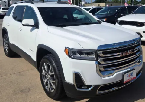 Photos of 2023 GMC Acadia SLT for sale in Des Moines, IA at Capital City Motor Company