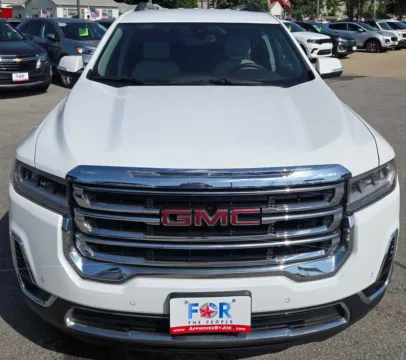 Another view of 2023 GMC Acadia SLT for sale in Des Moines, IA at Capital City Motor Company