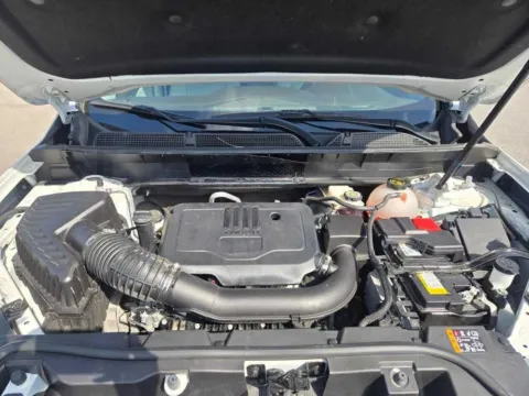 More photos of 2023 GMC Acadia SLT at Capital City Motor Company, IA