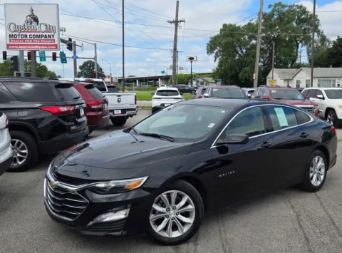 Black 2023 Chevrolet Malibu LT for sale in Des Moines, IA