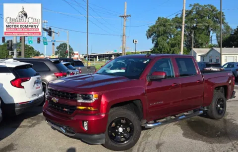 Red 2017 Chevrolet Silverado 1500 LT for sale in Des Moines, IA