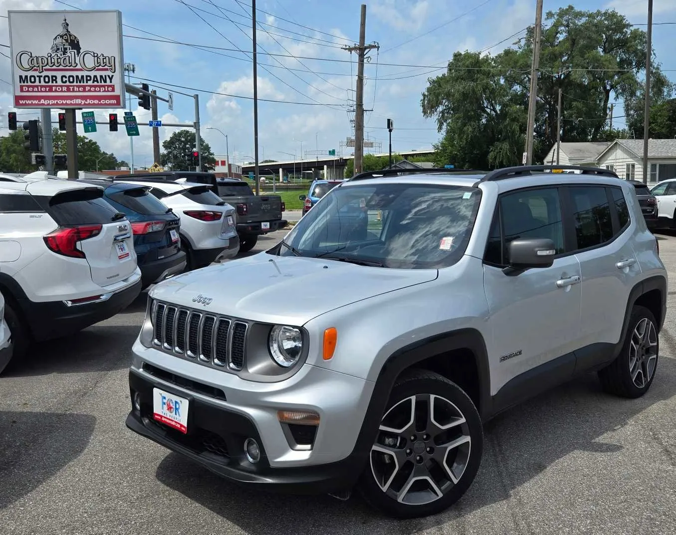 Silver 2021 Jeep Renegade Limited for sale in Des Moines, IA