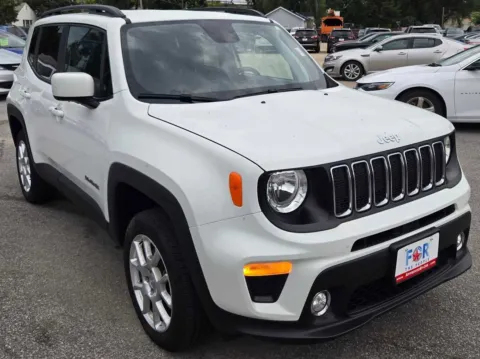 Photos of 2020 Jeep Renegade Latitude for sale in Des Moines, IA at Capital City Motor Company