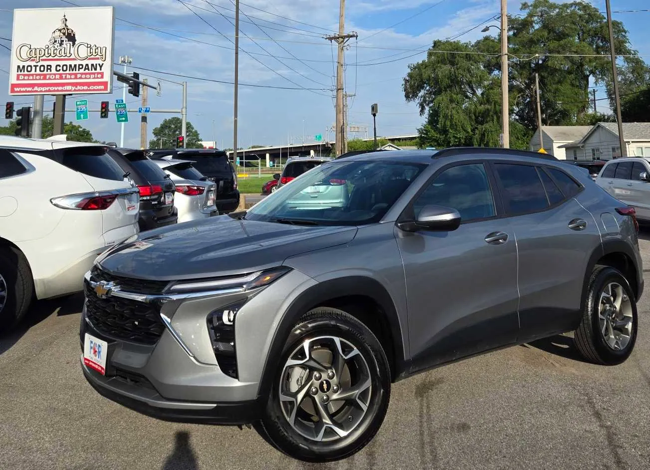 Gray 2024 Chevrolet Trax LT for sale in Des Moines, IA