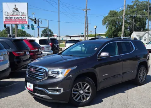 Gray 2018 GMC Acadia SLT for sale in Des Moines, IA