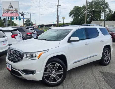 White 2019 GMC Acadia Denali for sale in Des Moines, IA