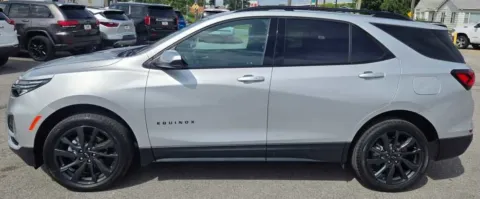 More photos of 2022 Chevrolet Equinox RS at Capital City Motor Company, IA