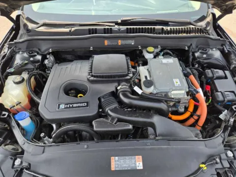 More photos of 2019 Ford Fusion Hybrid SE at Capital City Motor Company, IA