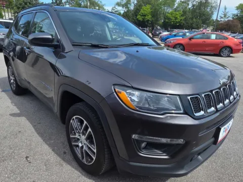 Photos of 2020 Jeep Compass Latitude w/Sun/Safety Pkg for sale in Des Moines, IA at Capital City Motor Company