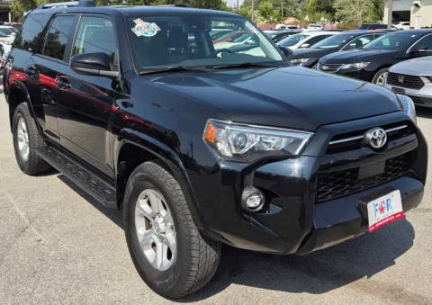 Black 2024 Toyota 4Runner SR5 for sale in Des Moines, IA