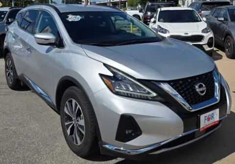 Photos of 2023 Nissan Murano SV for sale in Des Moines, IA at Capital City Motor Company