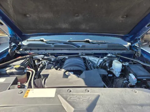 More photos of 2018 Chevrolet Silverado 1500 LT at Capital City Motor Company, IA