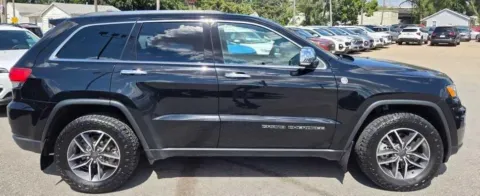 More photos of 2021 Jeep Grand Cherokee Limited at Capital City Motor Company, IA