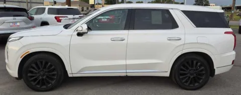 More photos of 2020 Hyundai Palisade Limited at Capital City Motor Company, IA