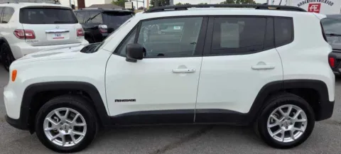 More photos of 2022 Jeep Renegade Latitude at Capital City Motor Company, IA