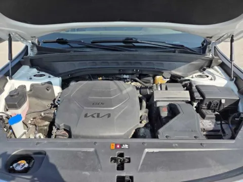 More photos of 2022 Kia Telluride SX at Capital City Motor Company, IA