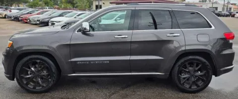 More photos of 2020 Jeep Grand Cherokee Summit at Capital City Motor Company, IA
