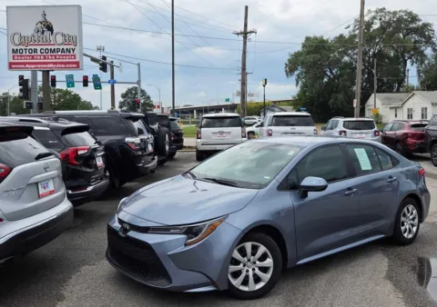 Silver 2022 Toyota Corolla LE for sale in Des Moines, IA