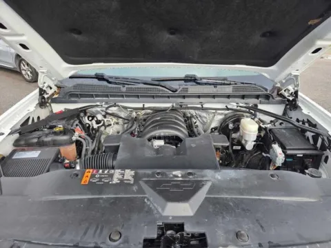 More photos of 2018 Chevrolet Silverado 1500 LT at Capital City Motor Company, IA